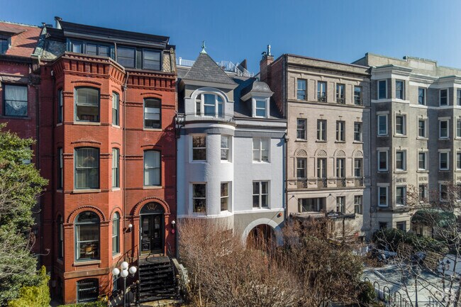 Building Photo - 1629 16th St NW