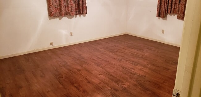 Building Photo - 2017 N 5th St