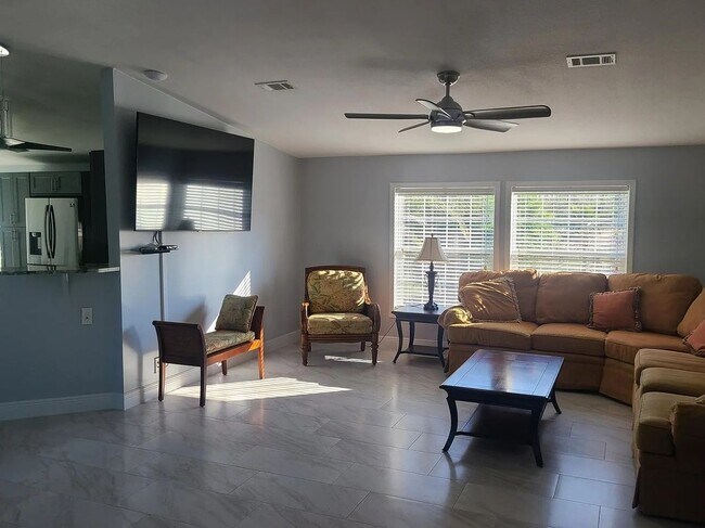 Building Photo - 5401 Game Bird Ln