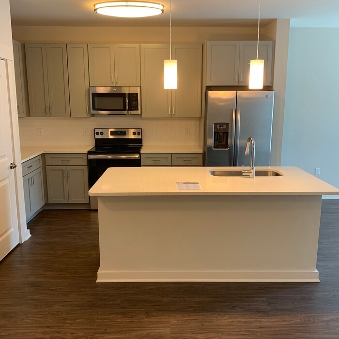 Foto principal - 109 Residences Ln
