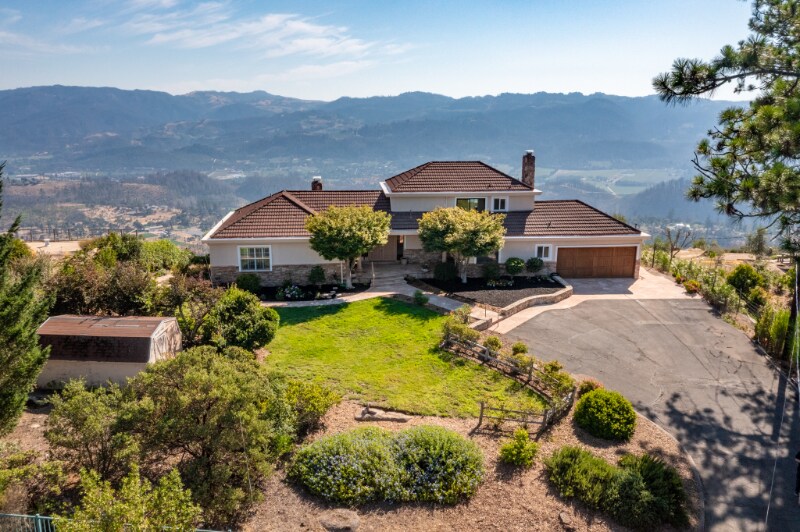 Primary Photo - 1160 Crestmont Dr