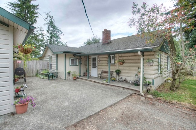 Building Photo - 11651 SE 212th Pl
