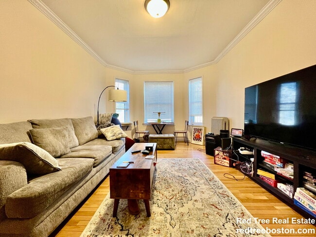 Photo - 1706 Commonwealth Ave Apartment