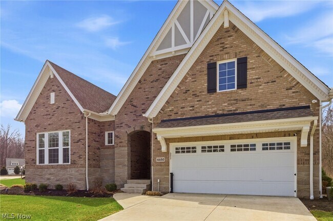Foto del edificio - 4650 Crocker Woods Ln