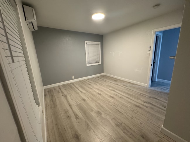 Photo - 1313 W 4th St Apartment