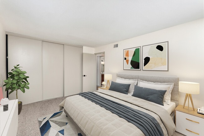 Bedroom - Oval Springs Apartments