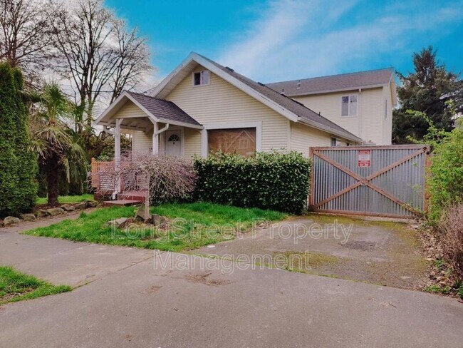 Building Photo - 2803 SE 87th Ave