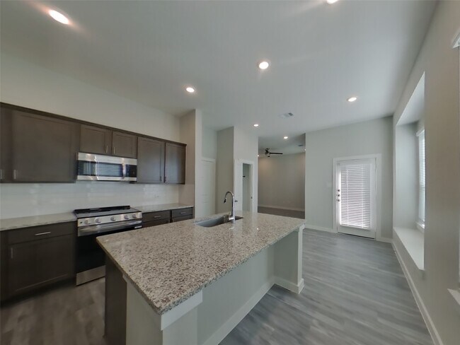 Building Photo - 22741 Terrazzo Dr