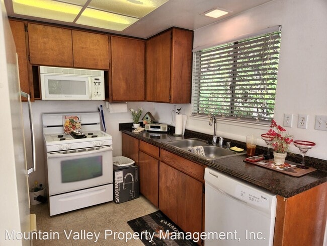 Foto del edificio - 2 br, 1 bath House - 11412 Butler Road