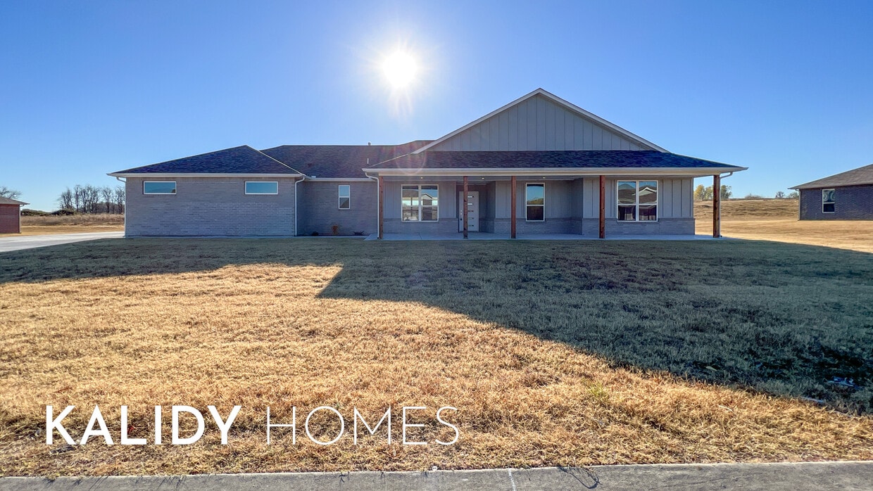 220 Olde Ml Ct, Jones, OK 73049 House Rental in Jones, OK