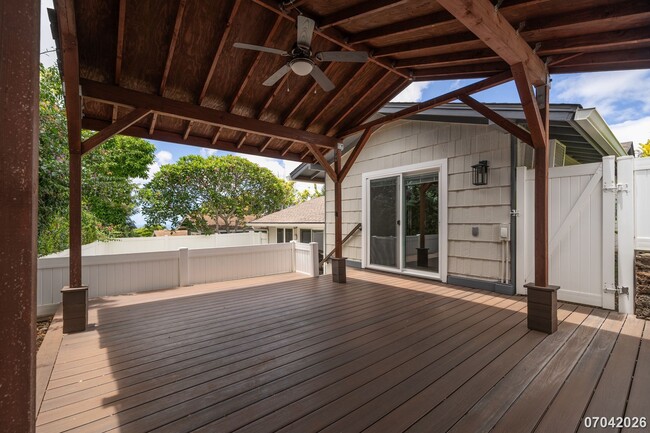 Foto del edificio - Breezy Makakilo Living | 3 Bed, 2 Bath, 2.5-Car Garage, Private Yard | $3,800
