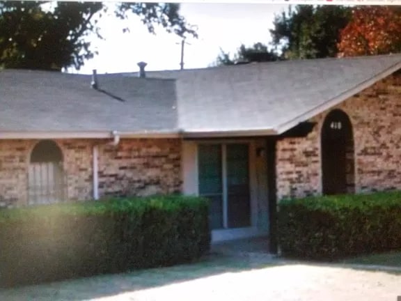 Photo - 410 Oleander St House