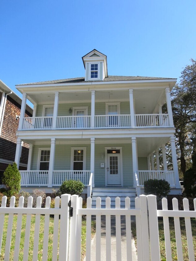 Primary Photo - Willoughby Beach Home