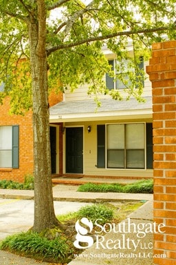 Building Photo - 300 N 38th Ave
