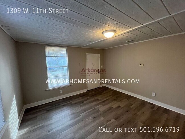 Foto del edificio - 1309 W 11th St