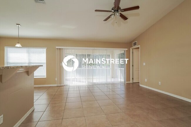 Foto del edificio - 3 Bedroom Pet-Friendly Home in Lehigh Acres, FL with Main Street Renewal