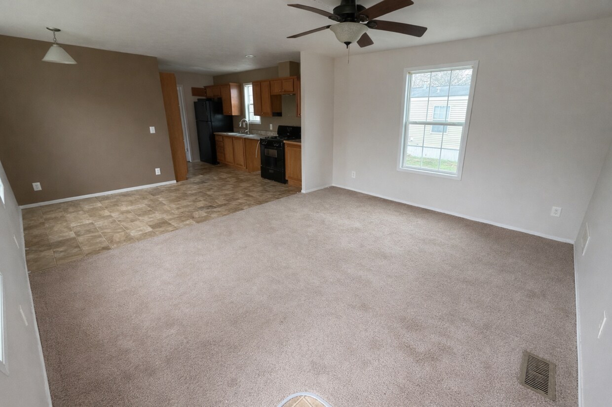 Foto del edificio - 261 Oak Lawn Dr