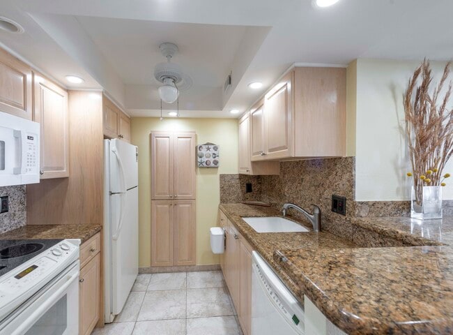 Building Photo - 111 Briny Ave