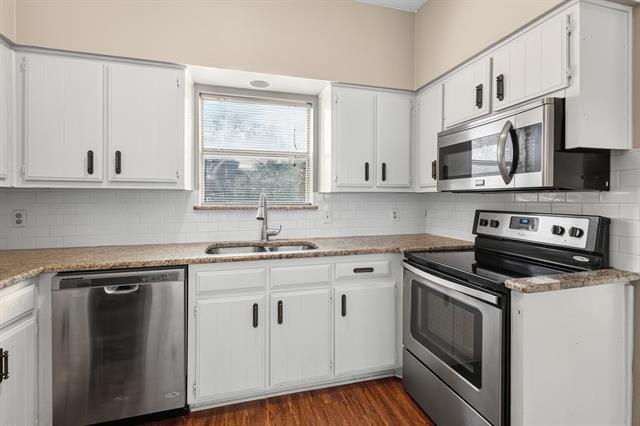 Foto del edificio - 2728 Reagan St