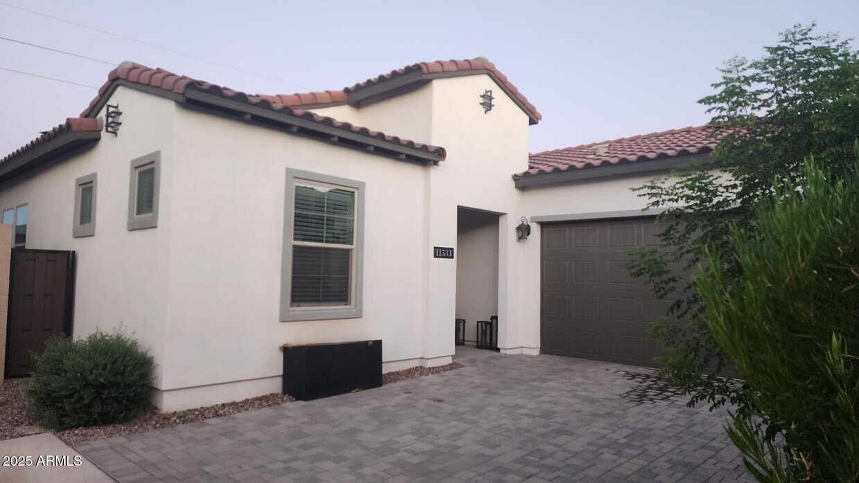 Foto del edificio - 11533 N Luckenbach St