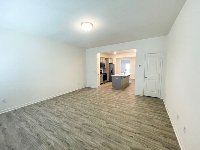 Building Photo - BEAUTIFUL 2 Bedroom Townhome in Mooresville AVAILABLE NOW