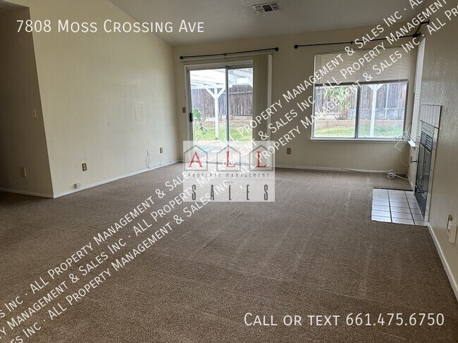 Foto del edificio - 7808 Moss Crossing Ave