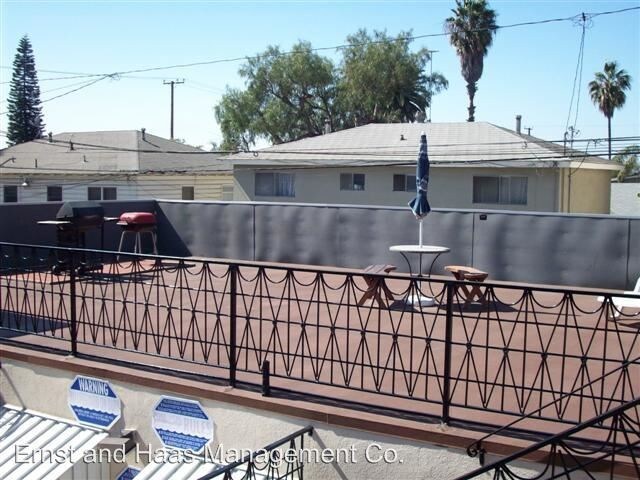 Building Photo - 1727 Obispo Ave