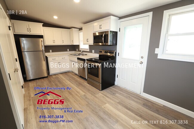 Building Photo - 1006 Broadmore Ln