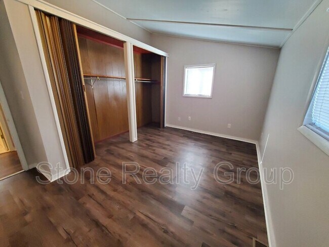 Foto del edificio - 3935 E Hollywood Ave