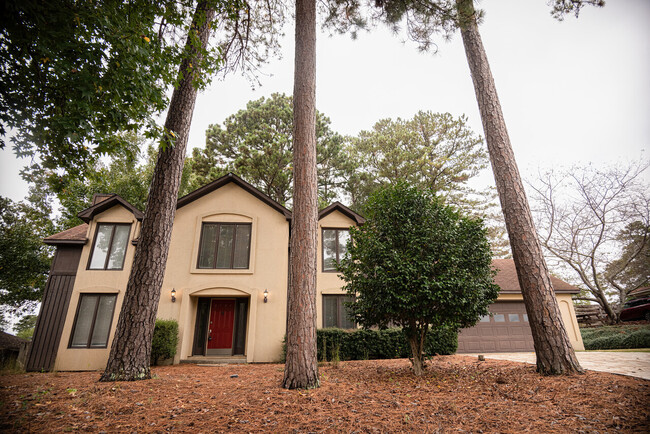 Building Photo - 6815 Raintree Dr