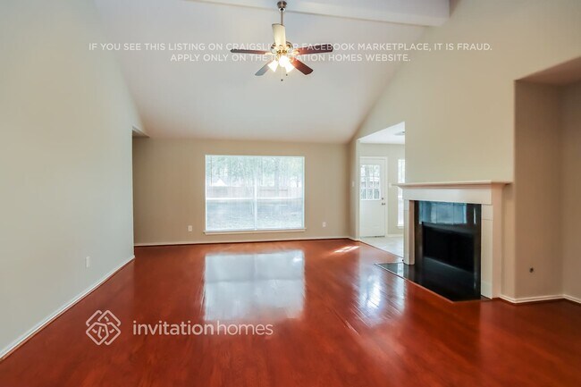 Foto del edificio - 203 Shale Run Pl