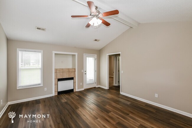Foto del edificio - 234 Falcon Ridge Dr
