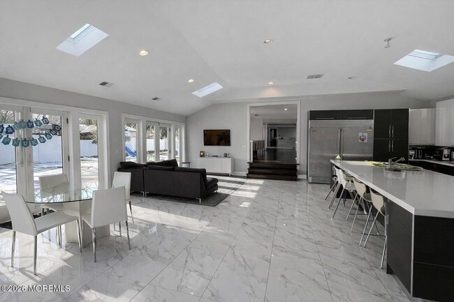 Foto del edificio - 11 Woodland Dr