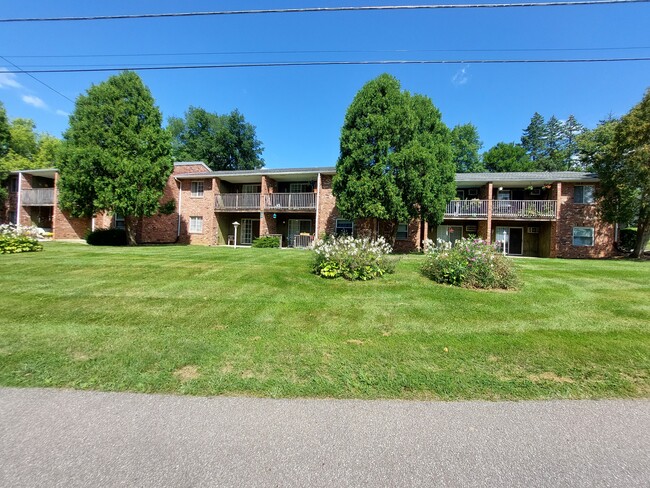 Building Photo - 100 Winwood Dr