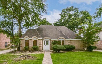 Building Photo - 4214 Brightwood Dr