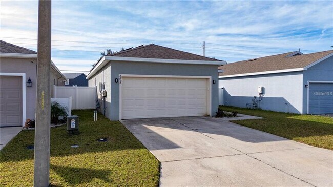 Foto del edificio - 2893 Whispering Trails Dr