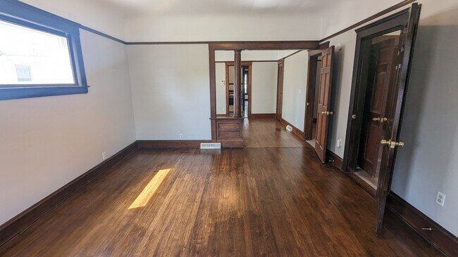 Building Photo - 1500 Lincoln Ave