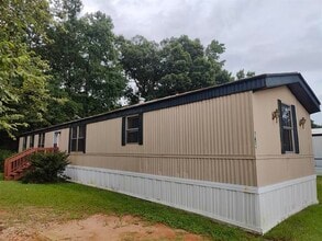Building Photo - 193 Sunshine Dr