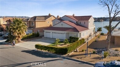 Building Photo - 18075 Lakeview Dr