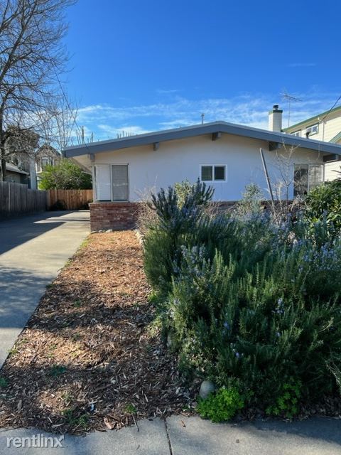 Foto principal - 2 br, 1 bath Duplex - 515 K Street