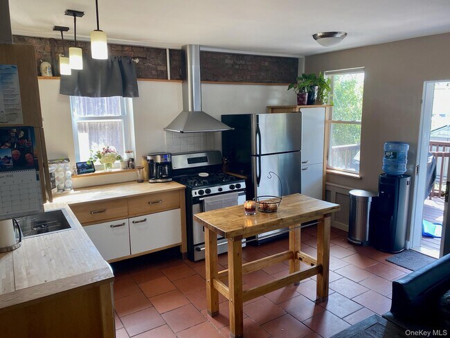 Foto del edificio - 462 W Chester St