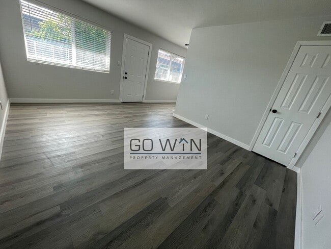 Photo - 40 E Ingram St Apartment