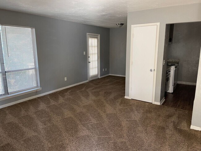 Foto del edificio - 2010 Bradford Ct