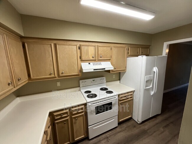 Building Photo - 104 Churchill Crossing