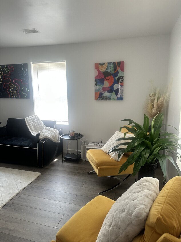 Foto principal - 225 Witten St