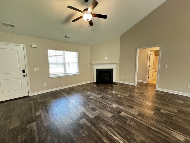 Building Photo - 232 Westfield Dr