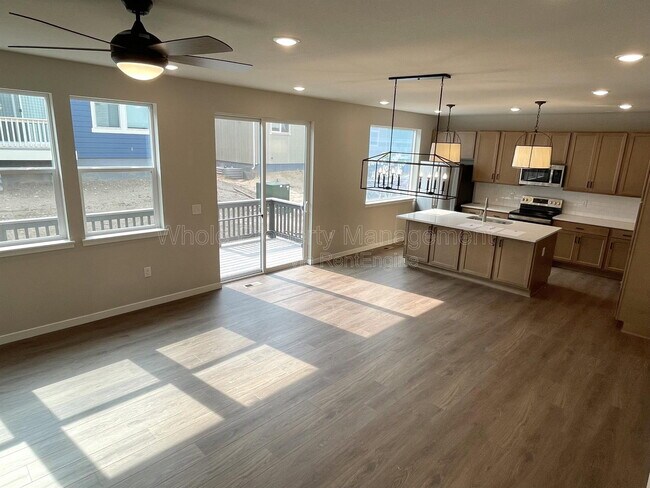Building Photo - 361 Fox Ln