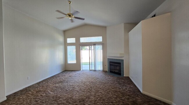 Foto del edificio - 3106 Colville Ave