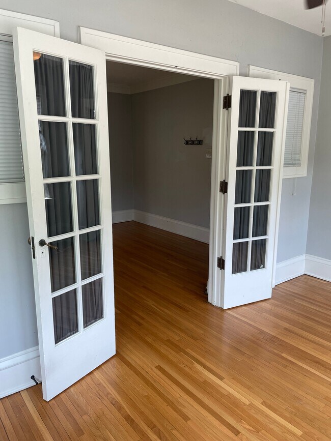 Foto del edificio - 1899 Selby Avenue