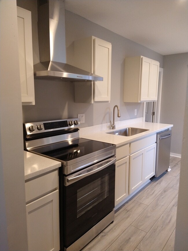 Foto del edificio - 106 N Edgewood Rd